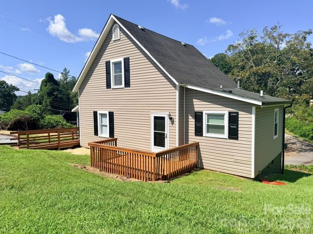 301 Magnolia Street, Granite Falls, NC 28630