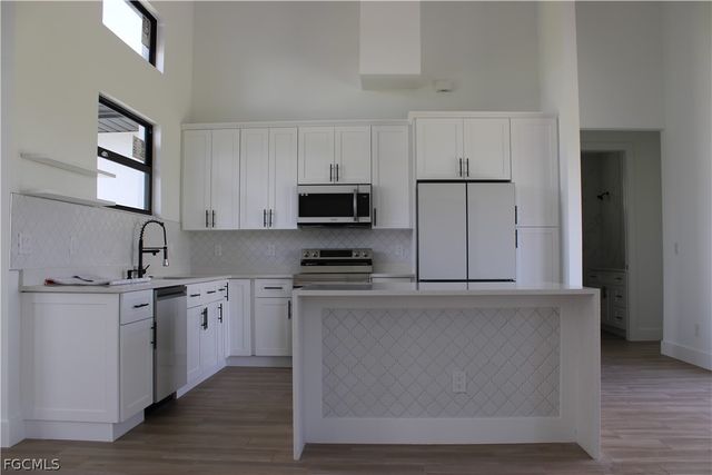 4607 NW 31st TER, Cape Coral, FL 33993