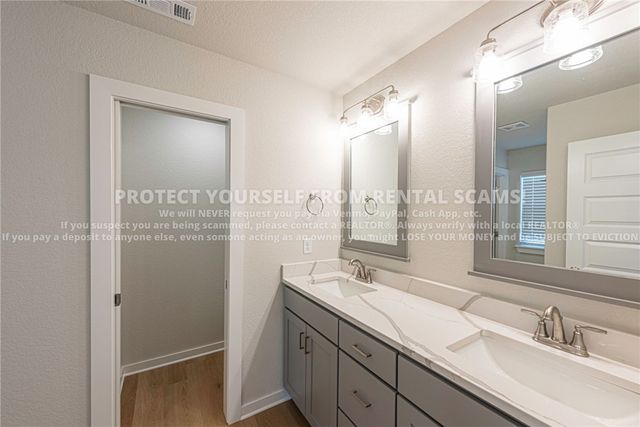 4747 W Tofino Drive, Fayetteville, AR 72704