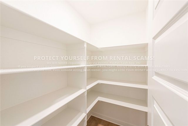 4747 W Tofino Drive, Fayetteville, AR 72704