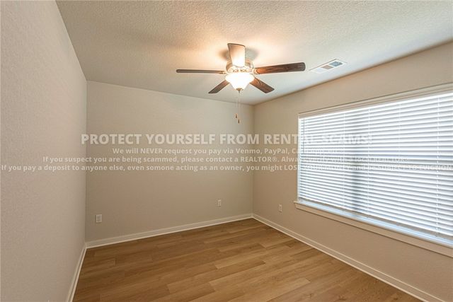 4747 W Tofino Drive, Fayetteville, AR 72704