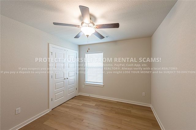 4747 W Tofino Drive, Fayetteville, AR 72704