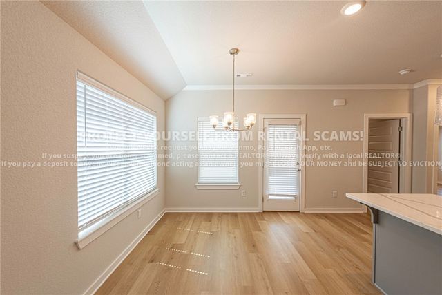 4747 W Tofino Drive, Fayetteville, AR 72704