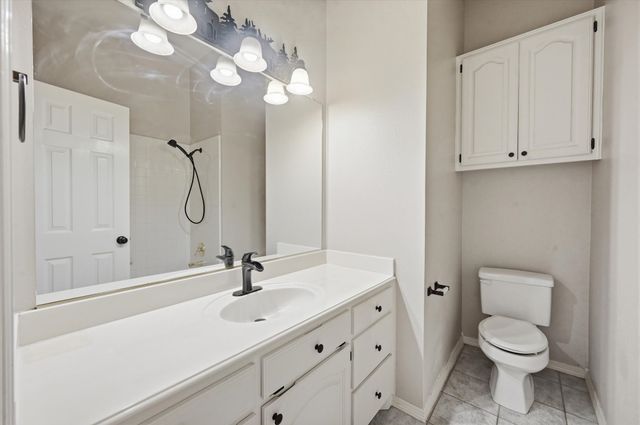 1616 Oak Creek Drive, Hurst, TX 76054