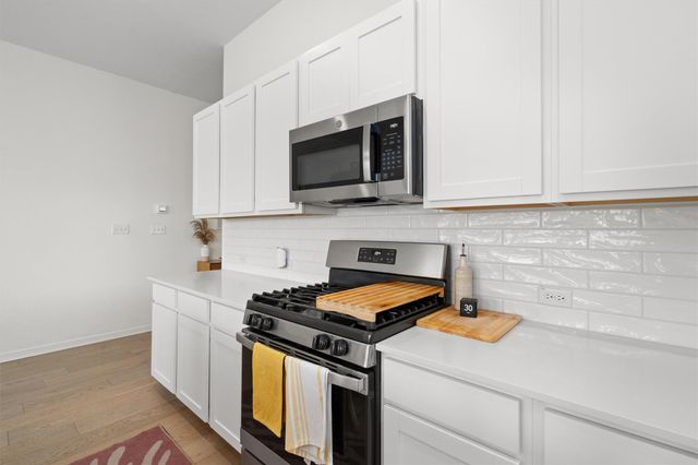 158 Patrick Herndon DR, Bastrop, TX 78602