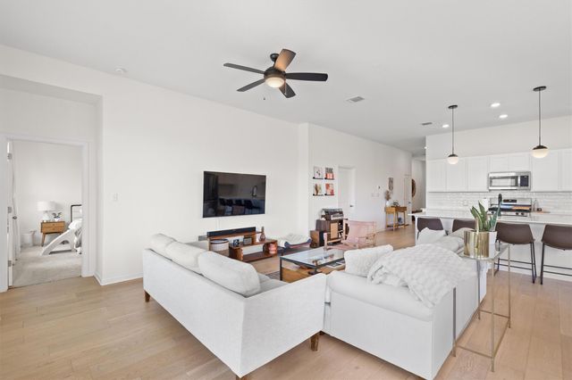 158 Patrick Herndon DR, Bastrop, TX 78602