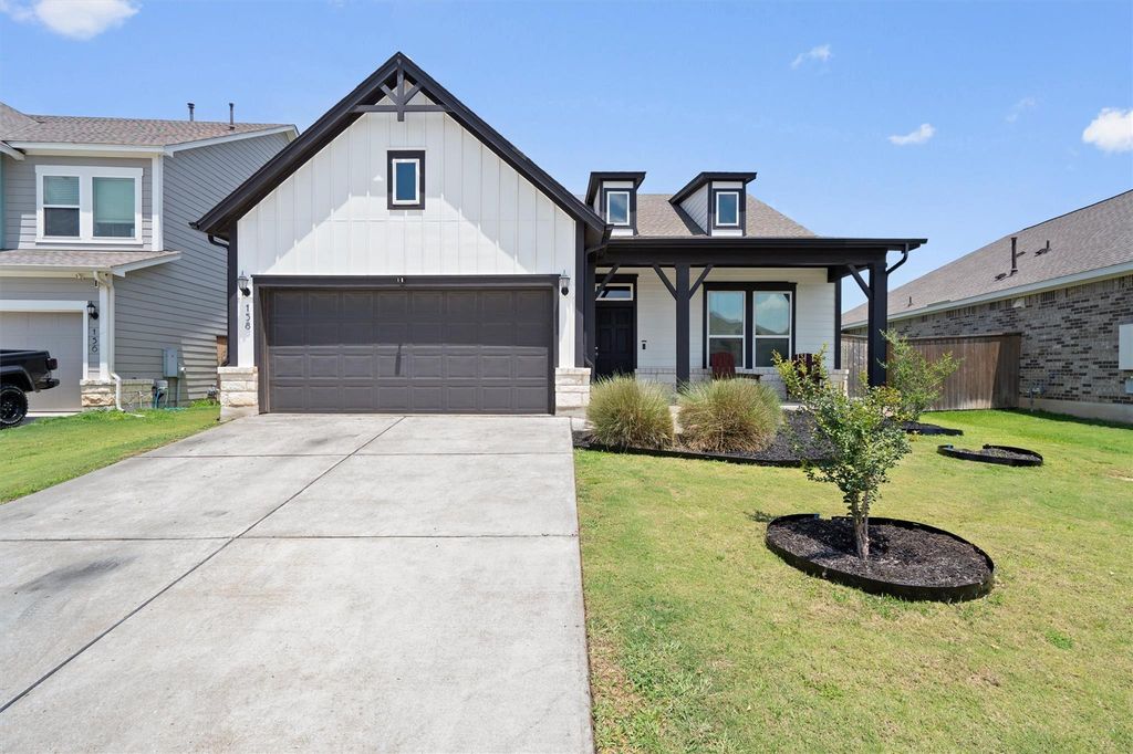 158 Patrick Herndon DR, Bastrop, TX 78602