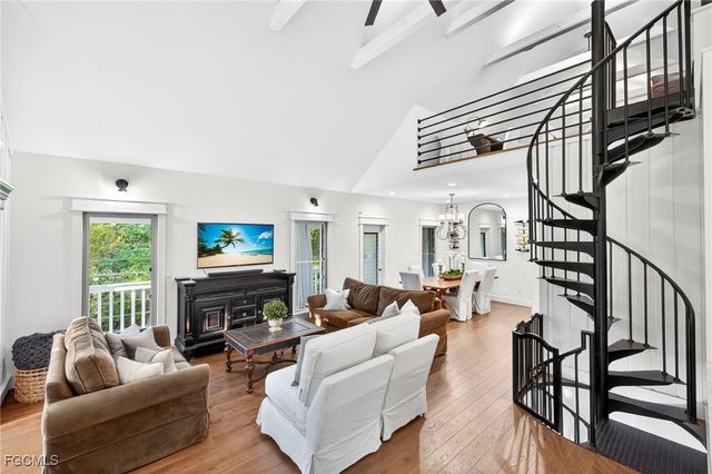 1973 Wild Lime DR, Sanibel, FL 33957