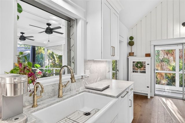 1973 Wild Lime DR, Sanibel, FL 33957