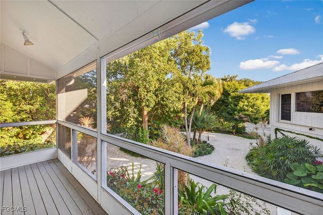 1973 Wild Lime DR, Sanibel, FL 33957