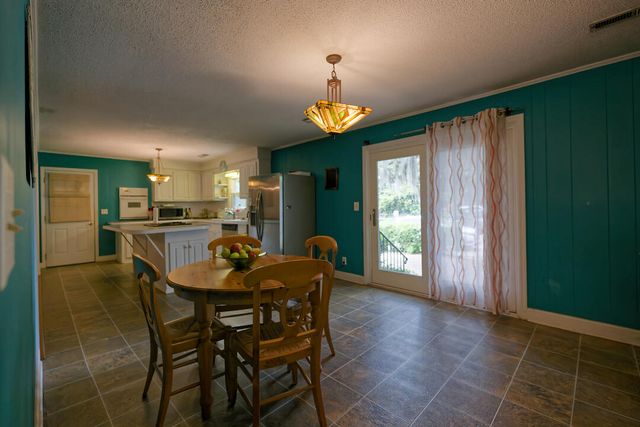 1327 Oceanview Road, Charleston, SC 29412