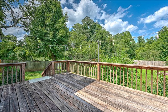 413 Spring Street, Rogers, AR 72756