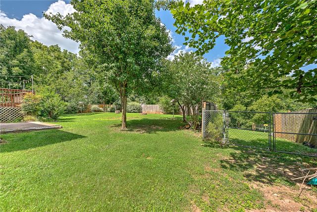 413 Spring Street, Rogers, AR 72756