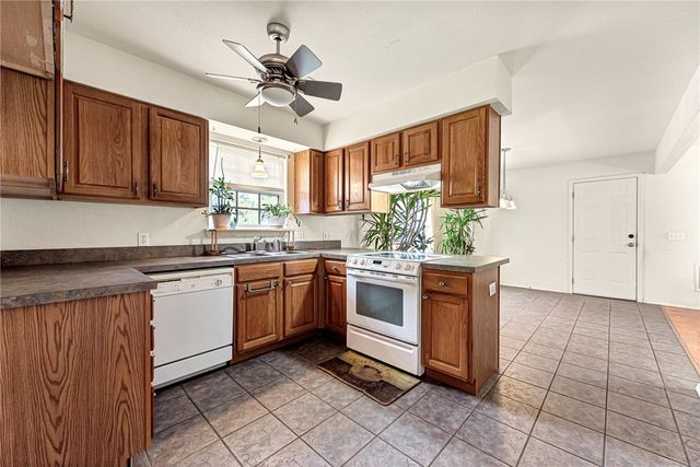 413 Spring Street, Rogers, AR 72756