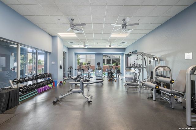 215 Center St Apt 1205, San Antonio, TX 78202
