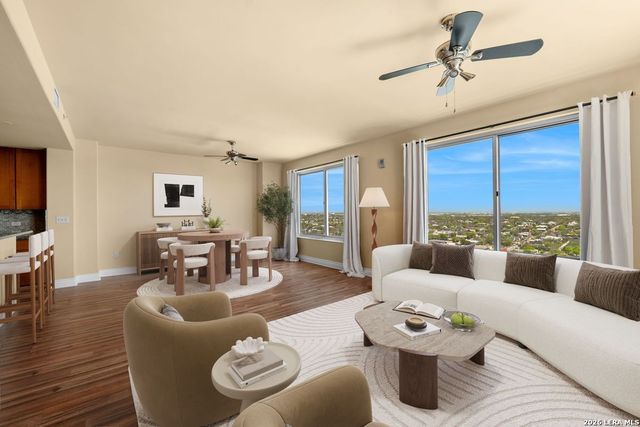 215 Center St Apt 1205, San Antonio, TX 78202