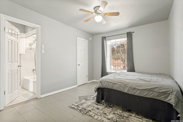 170 De Chantle Rd Apt 401, San Antonio, TX 78201