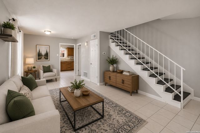 170 De Chantle Rd Apt 401, San Antonio, TX 78201