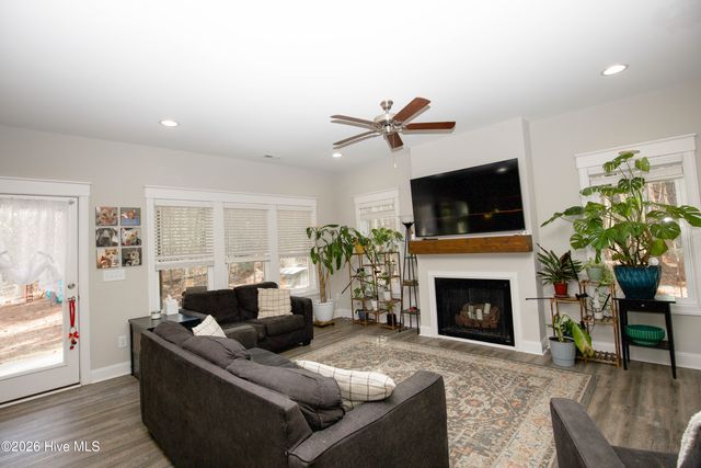 643 Lilac Lane, Vass, NC 28394