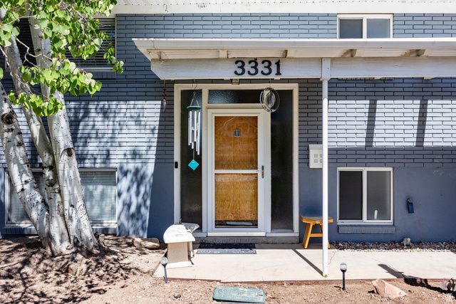 3331 E LARCHMONT DR, Salt Lake City, UT 84109