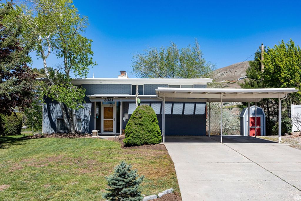 3331 E LARCHMONT DR, Salt Lake City, UT 84109