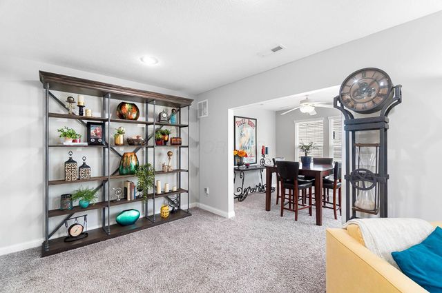 4481 Newport Loop E, Grove City, OH 43123