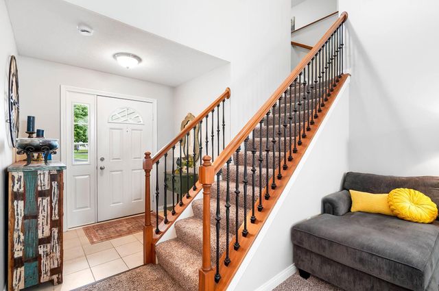 4481 Newport Loop E, Grove City, OH 43123