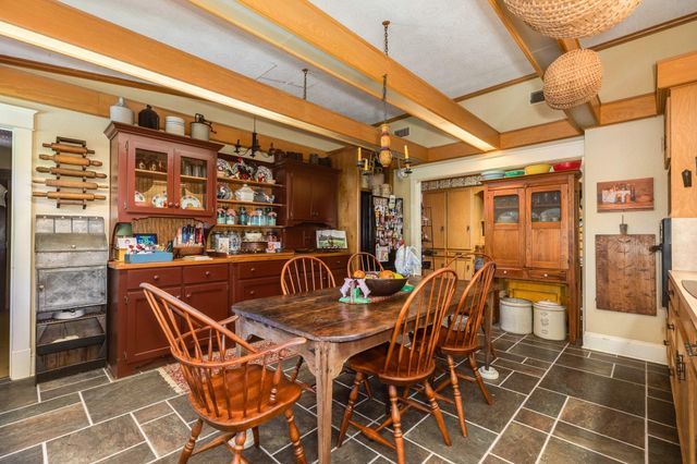 406 W Washington Street, Brazoria, TX 77422