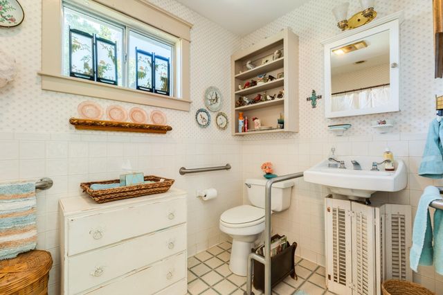 406 W Washington Street, Brazoria, TX 77422