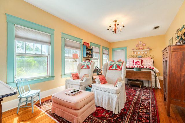 406 W Washington Street, Brazoria, TX 77422