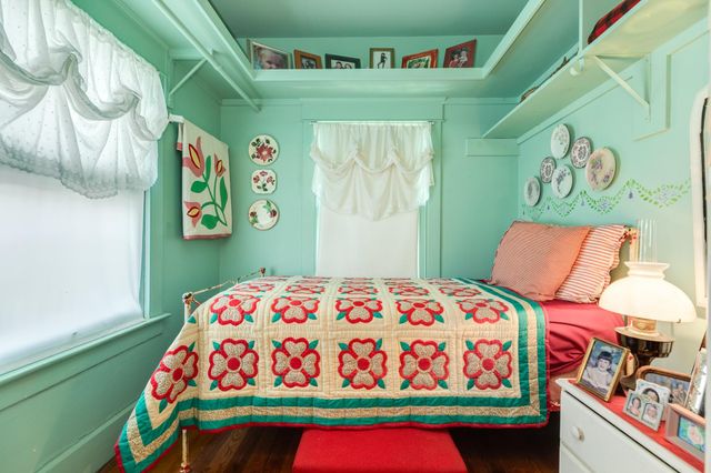 406 W Washington Street, Brazoria, TX 77422