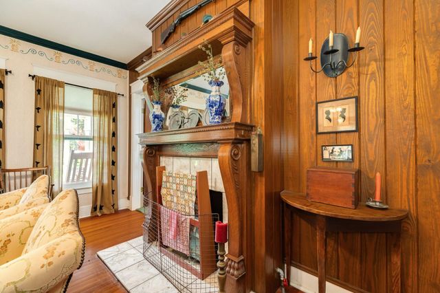 406 W Washington Street, Brazoria, TX 77422