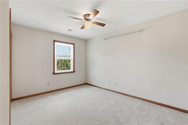 340 SE Bingham Drive, Lee's Summit, MO 64063