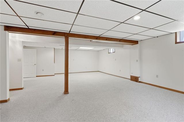 340 SE Bingham Drive, Lee's Summit, MO 64063