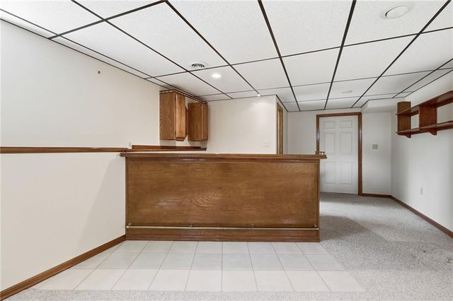 340 SE Bingham Drive, Lee's Summit, MO 64063