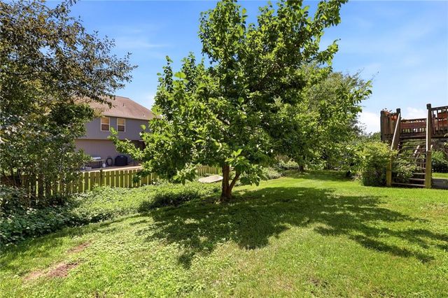 340 SE Bingham Drive, Lee's Summit, MO 64063
