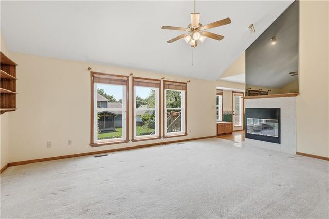 340 SE Bingham Drive, Lee's Summit, MO 64063