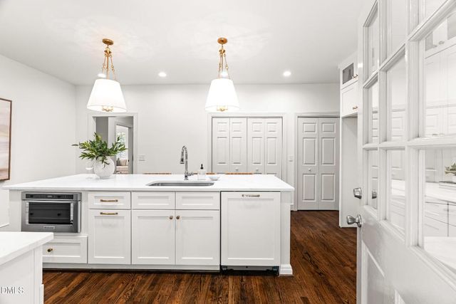 1015 Mulberry Road, Clayton, NC 27520