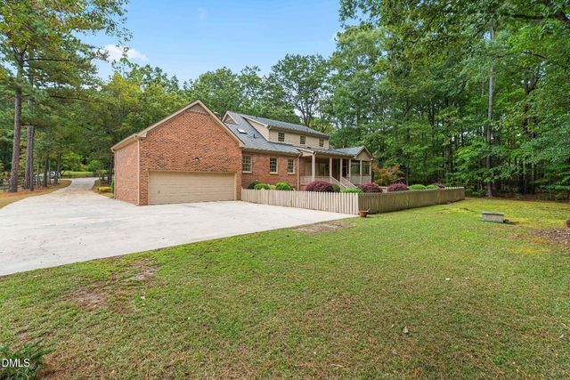 1015 Mulberry Road, Clayton, NC 27520