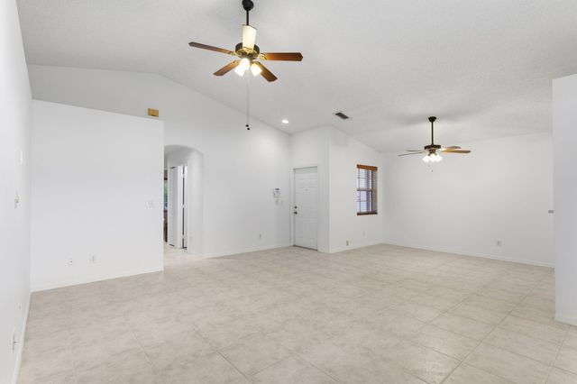 3622 Coco Lake Drive, Coconut Creek, FL 33073