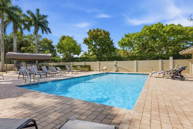 3622 Coco Lake Drive, Coconut Creek, FL 33073