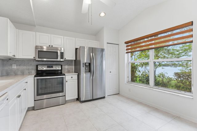 3622 Coco Lake Drive, Coconut Creek, FL 33073