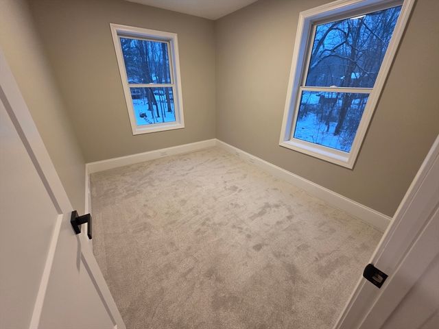 9 Trues Pkwy, Sandown, NH 03873