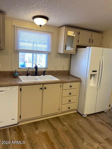 301 S Signal Butte Road 1124, Apache Junction, AZ 85120