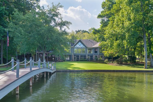 6402 Dogwood Drive, Harrison, TN 37341