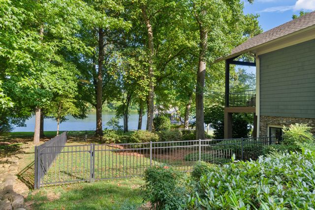 6402 Dogwood Drive, Harrison, TN 37341
