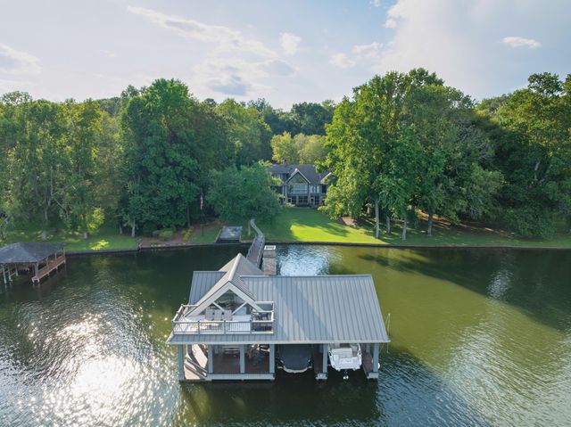 6402 Dogwood Drive, Harrison, TN 37341