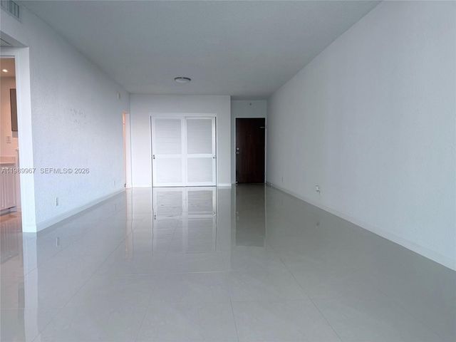 4001 S Ocean Dr 8H, Hollywood, FL 33019