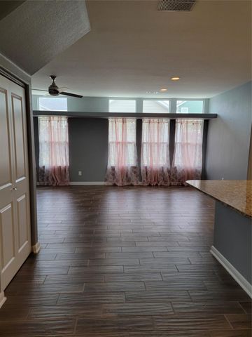 1521 Arbor Knot DR, Kyle, TX 78640