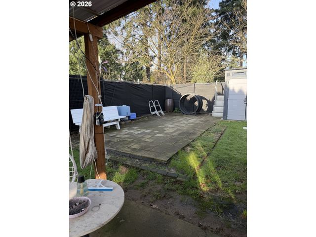 35 Ne 157TH Ave, Portland, OR 97230